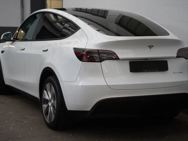 Tesla Model Y AWD Long Range