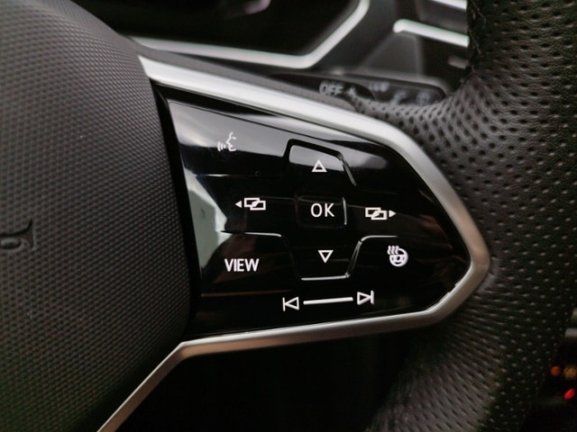 Volkswagen Tiguan 2.0 TSI DSG IQ.Drive R-Line