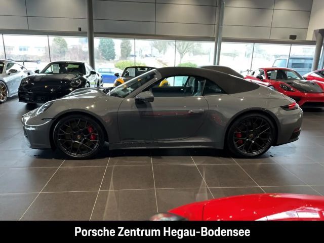 Porsche 992 Cabrio Carrera GTS