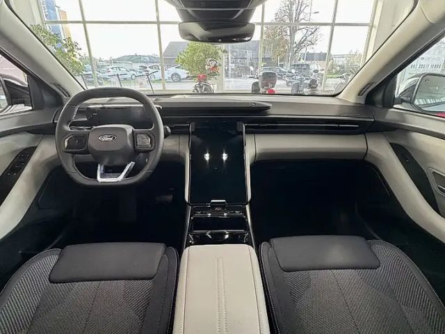 Ford Explorer EV RWD