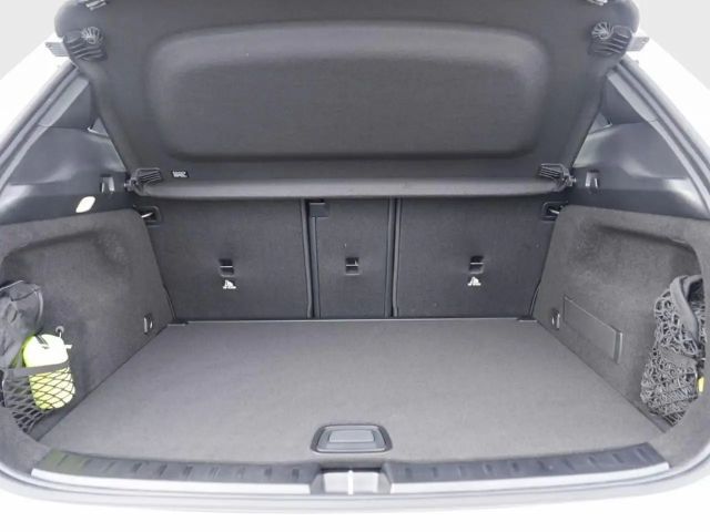 Mercedes-Benz GLA 200 AMG Line