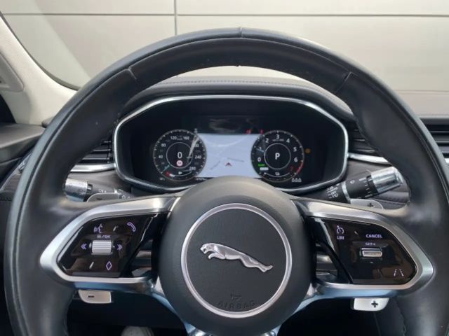 Jaguar F-Pace AWD P400e