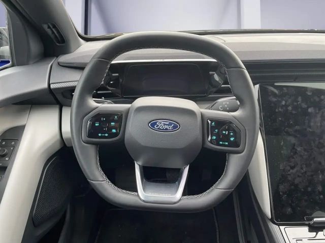 Ford Explorer Extended range Premium RWD