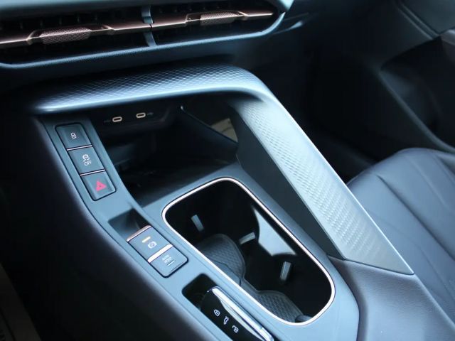 Cupra Terramar 1.5 e-Hybrid VZ