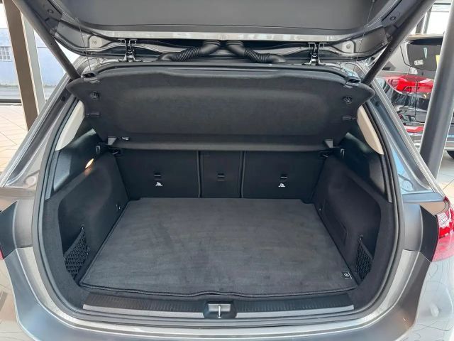 Mercedes-Benz B 180 Progressive