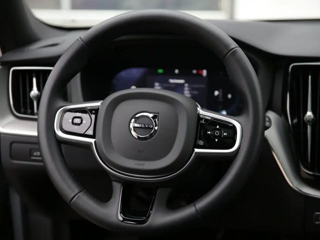 Volvo XC60 AWD Dark Plus