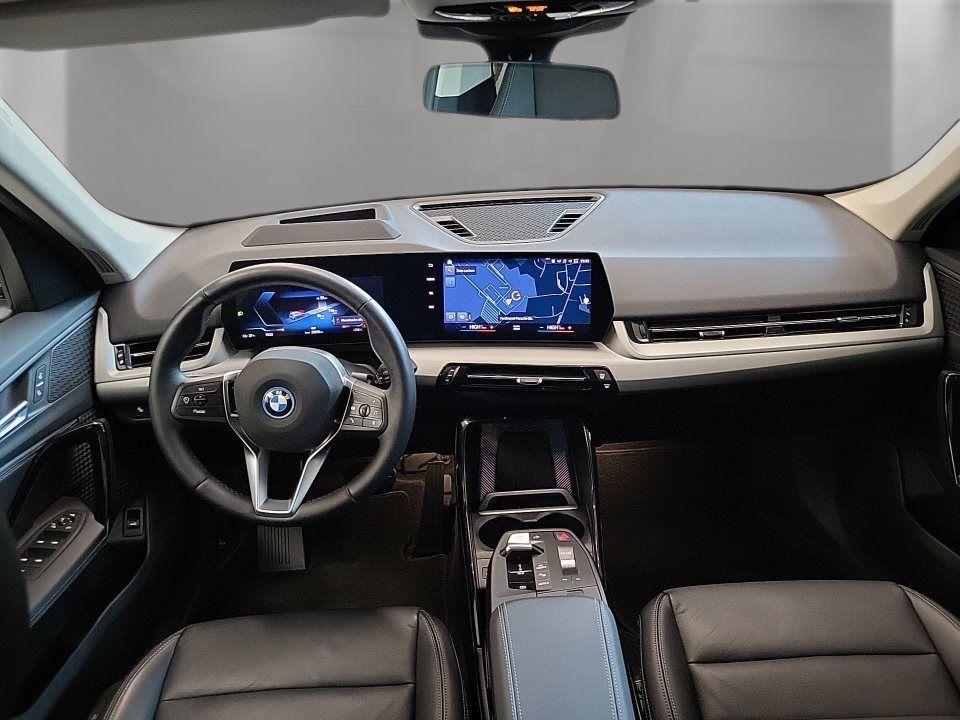 BMW iX1 xDrive30