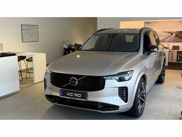 Volvo XC90 AWD Dark Plus T8