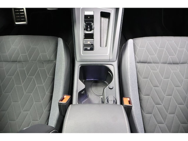 Volkswagen Golf 1.5 eTSI DSG Golf VIII