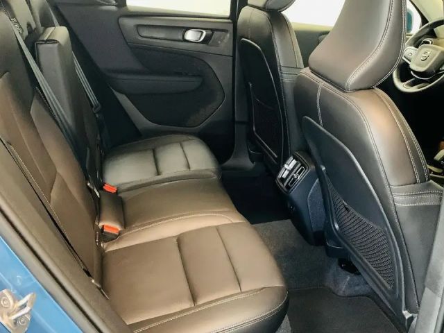 Volvo XC40 Dark Plus