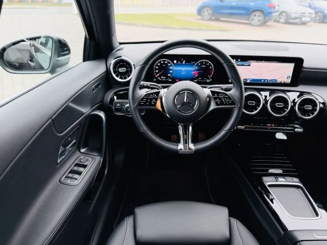 Mercedes-Benz A 180 Progressive