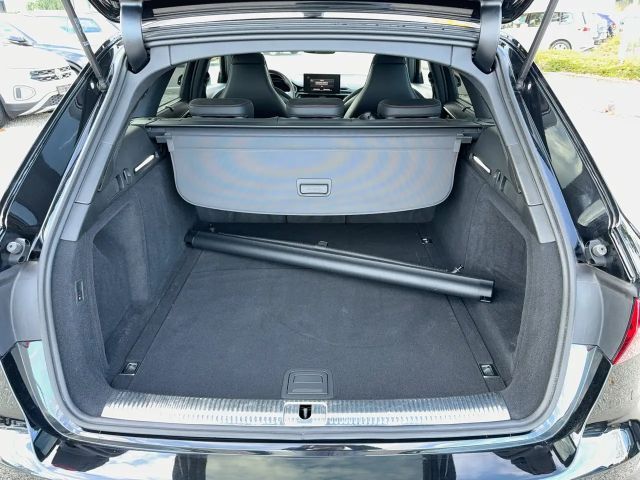 Audi A4 Avant Quattro S-Line