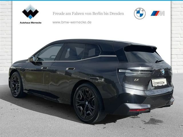 BMW iX xDrive40