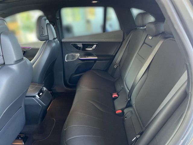 Mercedes-Benz EQE SUV 300