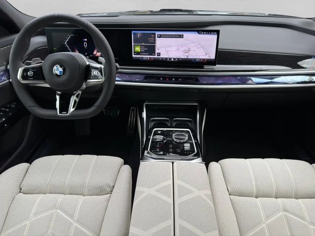 BMW 740 740d M-Sport Sedan xDrive