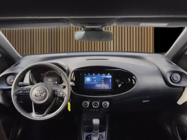 Toyota Aygo X Business Hatchback