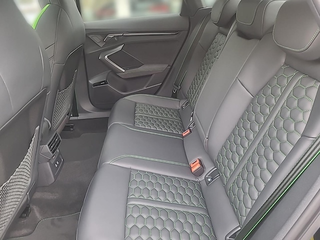 Audi RS3 Quattro S-Tronic Sedan