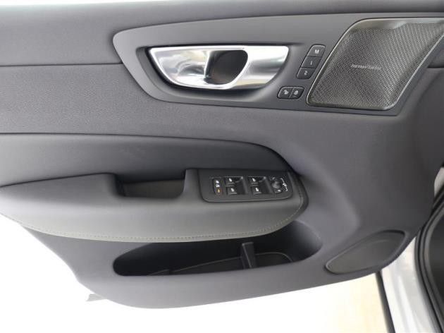 Volvo XC60 Dark Plus