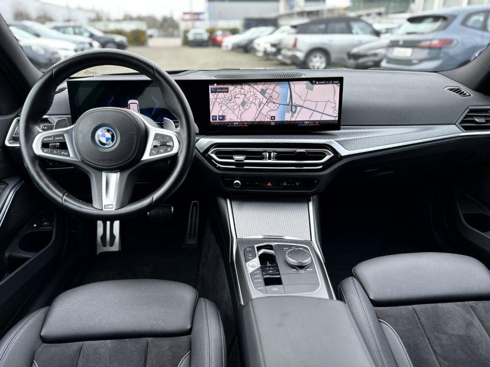 BMW 330 330e Touring