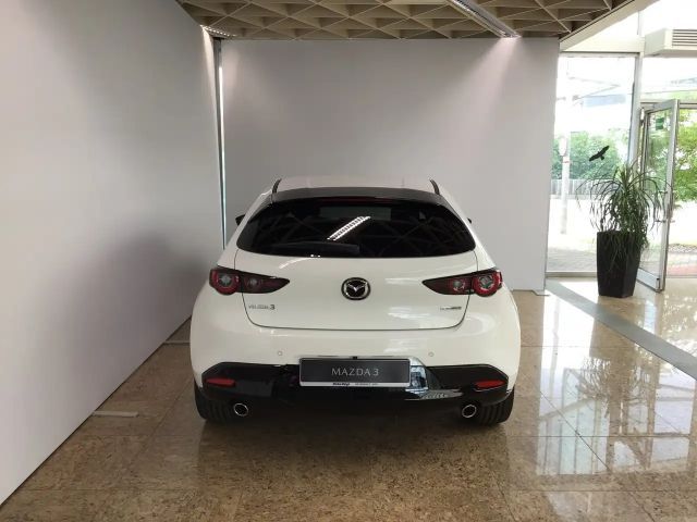 Mazda 3 Homura SkyActiv e-Skyactiv