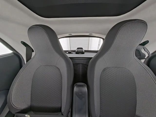 Smart EQ fortwo 22kw onboard charger