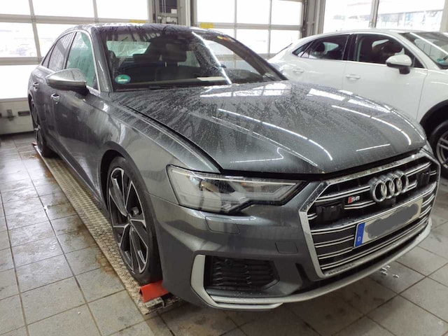 Audi S6 Quattro Sedan