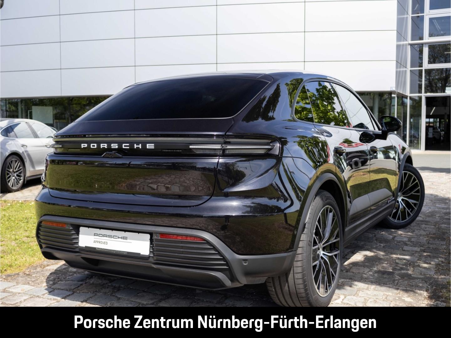 Porsche Macan BOSE Panoramadach Luftfederung Lenkradheiz