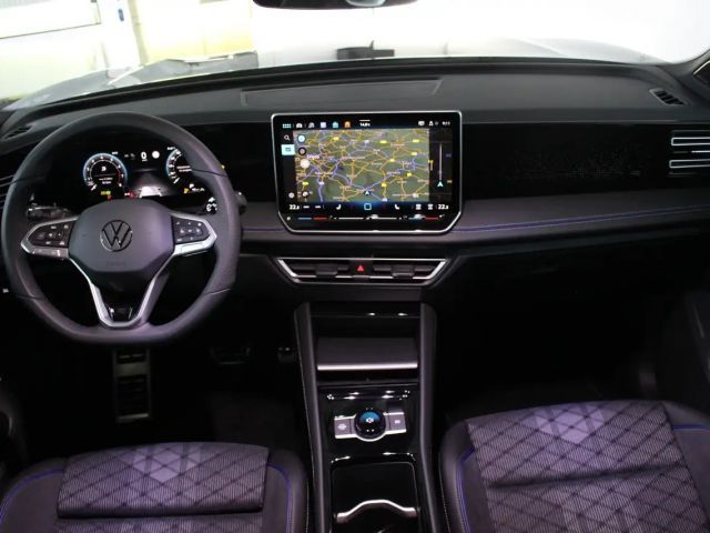 Volkswagen Tiguan IQ.Drive R-Line Sound