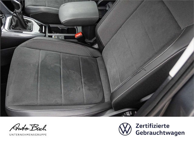 Volkswagen T-Roc 1.0 TSI Plus Style