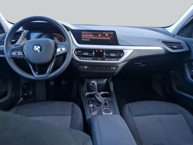 BMW 118 118i Advantage pakket Sedan