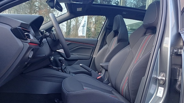 Skoda Kamiq ANSCHLUSSGARANTIE, PANORAMA, KAMERA