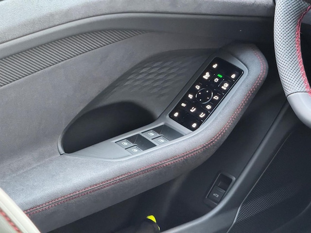 Audi A6 Quattro S-Tronic Sedan