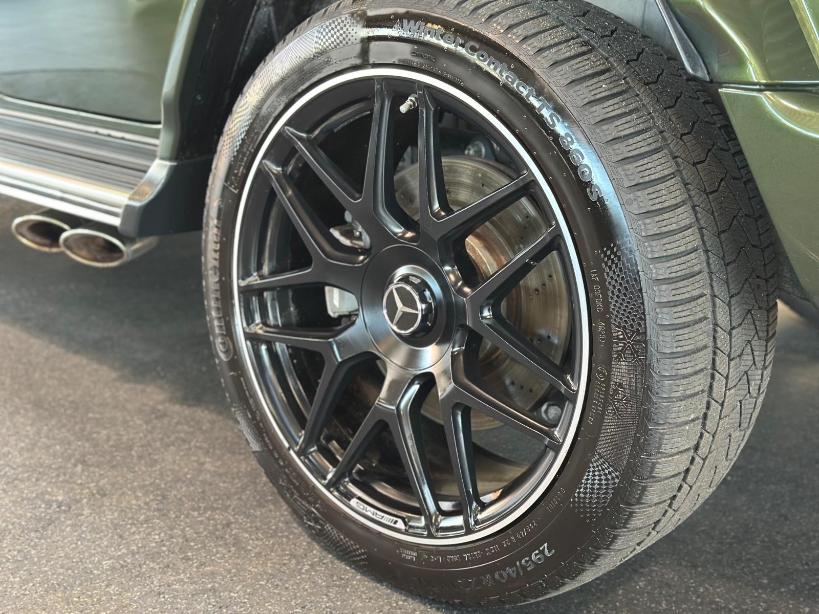 Mercedes-Benz AMG G 2.HA/BURM/NIGHT II/SUPERIOR/22LM/CARBON