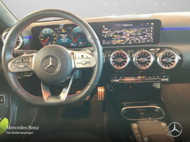 Mercedes-Benz A 250 A 250 e AMG Line