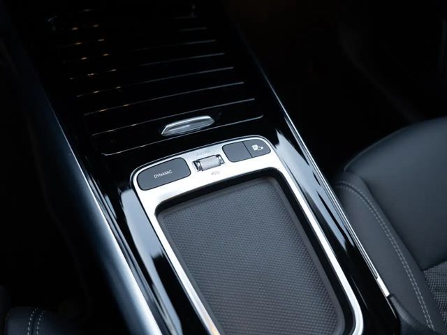 Mercedes-Benz B 180 Progressive