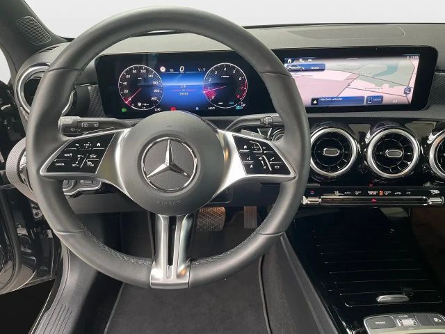 Mercedes-Benz A 200 Progressive