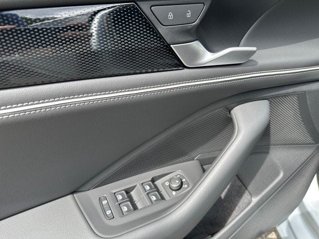 Volkswagen Passat 1.5 eTSI Business DSG