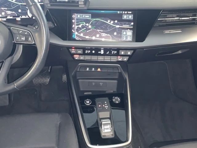 Audi A3 30 TFSI Sedan Sportback