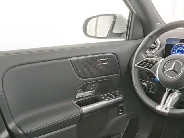 Mercedes-Benz EQA 300 4MATIC Progressive