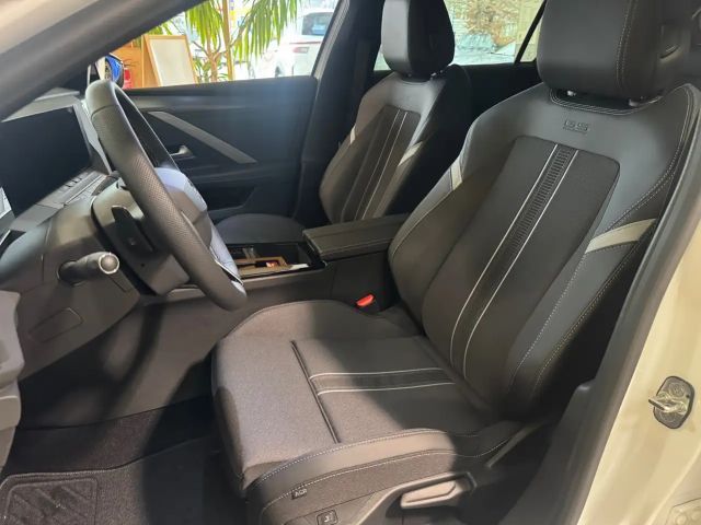 Opel Astra GS-Line Grand Sport