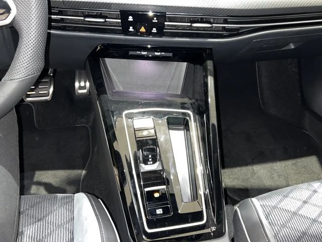 Volkswagen Golf DSG R-Line Variant