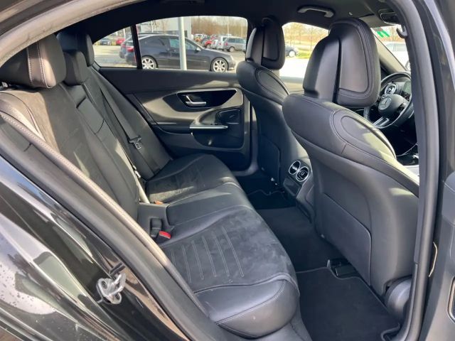 Mercedes-Benz C 300 AMG Line C 300 d Sedan