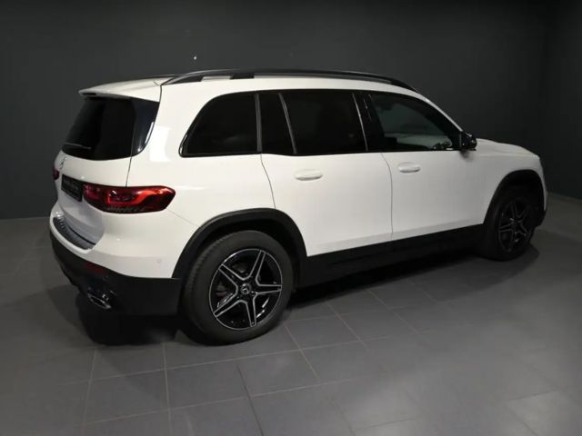 Mercedes-Benz GLB 200 AMG Line