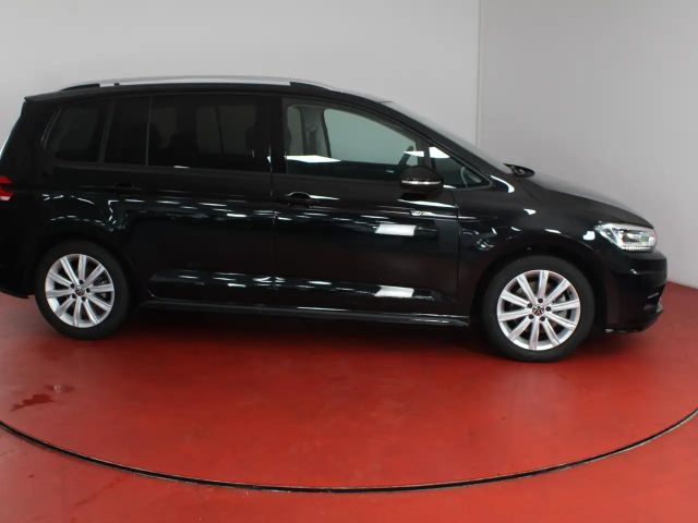 Volkswagen Touran DSG R-Line