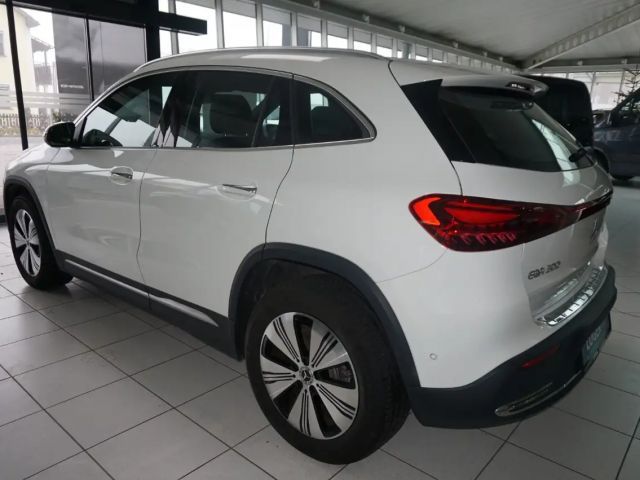 Mercedes-Benz EQA 300 4MATIC