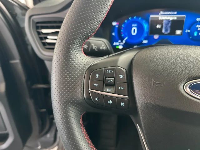 Ford Kuga Plug in Hybrid ST Line X