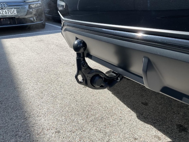 Audi A6 Avant Quattro S-Tronic