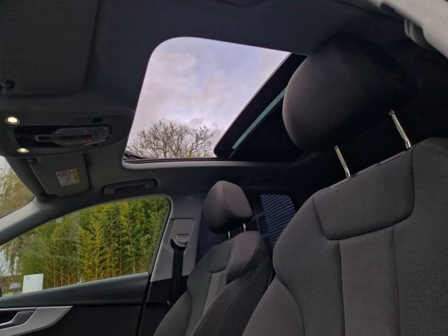 Audi A4 35 TDI S-Tronic