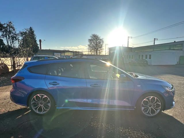 Ford Focus ST Line