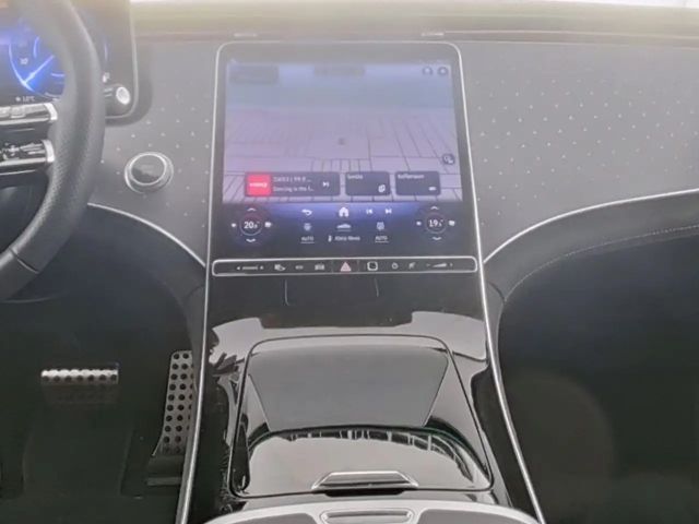 Mercedes-Benz EQE 300 AMG Line Sedan